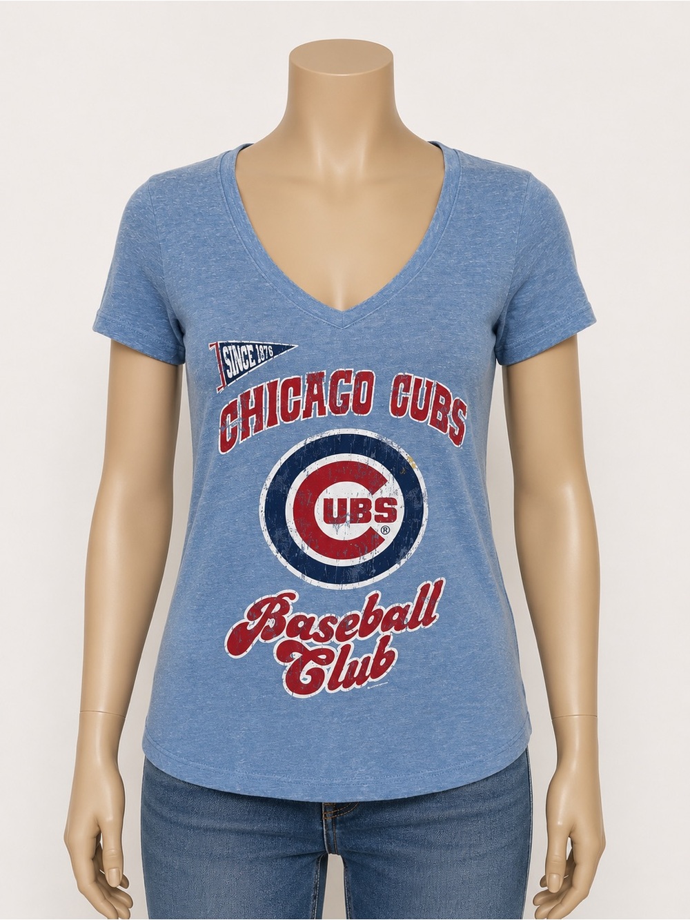 Chicago Cubs Women's V-Neck Baseball Club Tee - Blue
